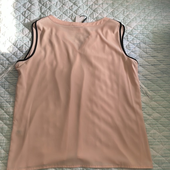 Calvin Klein Tipped Split Neck Tank Top - Picture 4 of 5